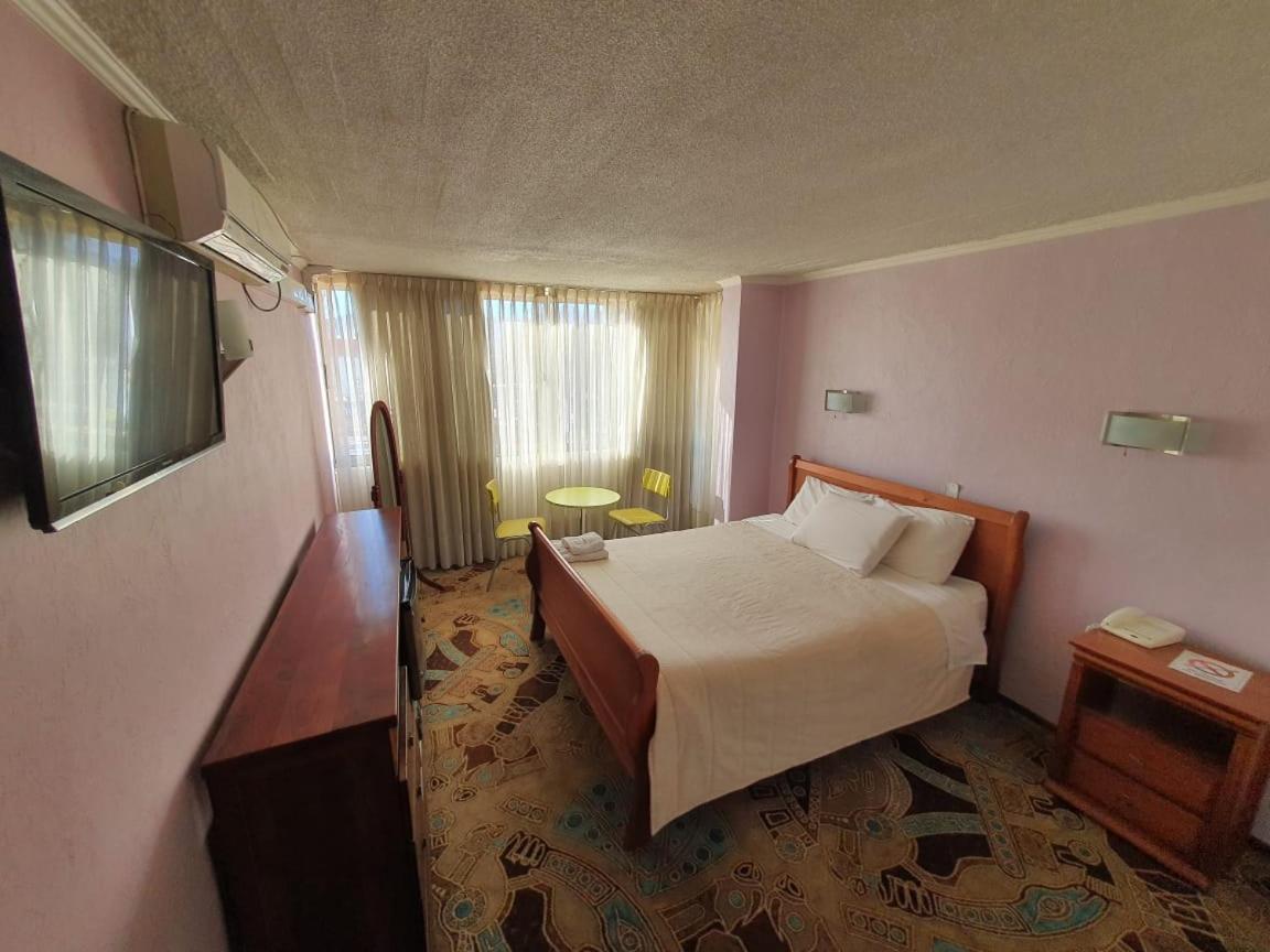 Hotel San Felipe El Real Bagian luar foto